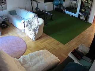 voyeurcam-julmodels-living-2 CamXperience