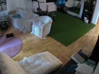 camsoda voyeurcam-julmodels-living-2