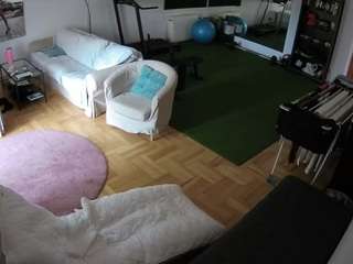 Free Live Cam Models camsoda voyeurcam-julmodels-living-2