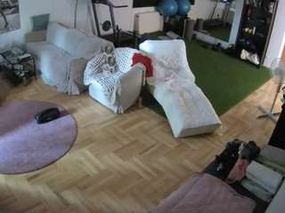 camsoda voyeurcam-julmodels-living-2