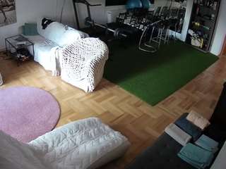 camsoda voyeurcam-julmodels-living-2