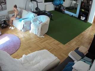 camsoda voyeurcam-julmodels-living-2