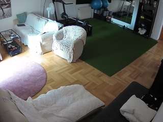 camsoda voyeurcam-julmodels-living-2