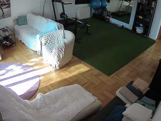 camsoda voyeurcam-julmodels-living-2