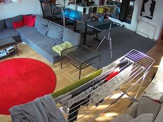 voyeurcam-julmodels-living-2