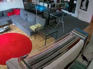 voyeurcam-julmodels-living-2