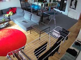 voyeurcam-julmodels-living-2