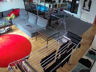 voyeurcam-julmodels-living-2
