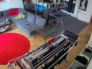 voyeurcam-julmodels-living-2