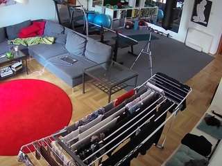 voyeurcam-julmodels-living-2