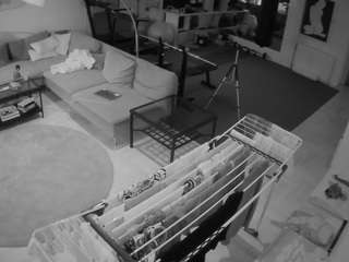 voyeurcam-julmodels-living-2