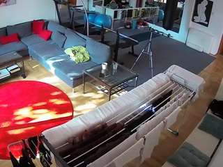 voyeurcam-julmodels-living-2