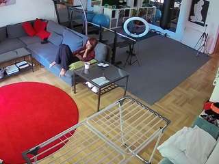 voyeurcam-julmodels-living-2