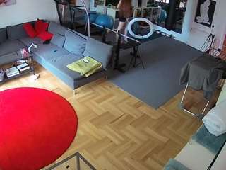 voyeurcam-julmodels-living-2
