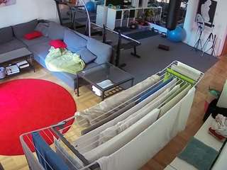 voyeurcam-julmodels-living-2