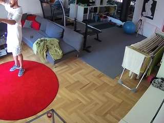 voyeurcam-julmodels-living-2