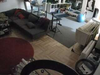 voyeurcam-julmodels-living-2