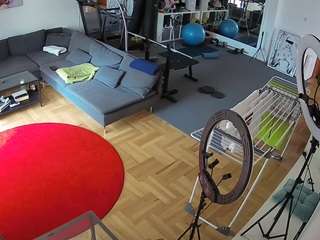 voyeurcam-julmodels-living-2