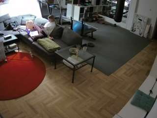 voyeurcam-julmodels-living-2 camsoda