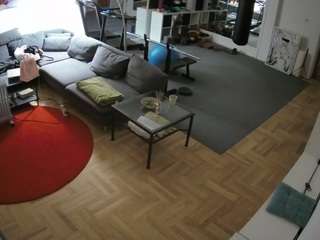 voyeurcam-julmodels-living-2