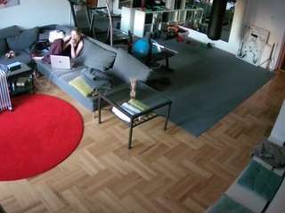 voyeurcam-julmodels-living-2 camsoda