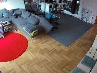 voyeurcam-julmodels-living-2 camsoda