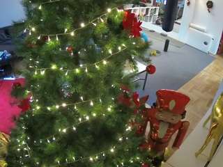 voyeurcam-julmodels-living-2