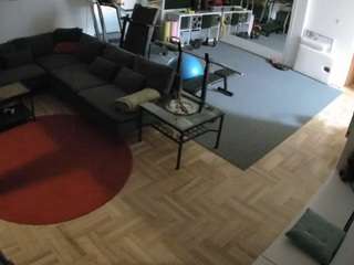 voyeurcam-julmodels-living-2