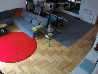 voyeurcam-julmodels-living-2 webcam