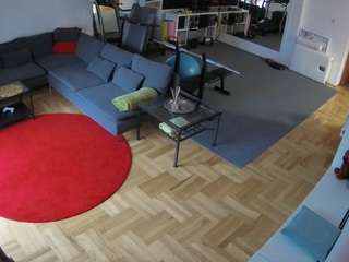 voyeurcam-julmodels-living-2