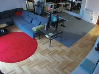 voyeurcam-julmodels-living-2