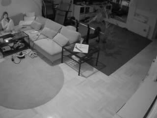 voyeurcam-julmodels-living-2