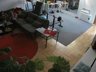 voyeurcam-julmodels-living-2 webcam