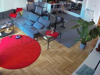 voyeurcam-julmodels-living-2
