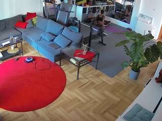 voyeurcam-julmodels-living-2 webcam