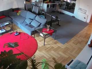 voyeurcam-julmodels-living-2