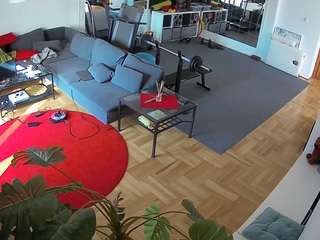 voyeurcam-julmodels-living-2