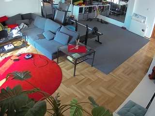 voyeurcam-julmodels-living-2