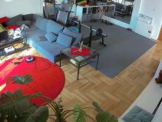 voyeurcam-julmodels-living-2