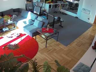voyeurcam-julmodels-living-2