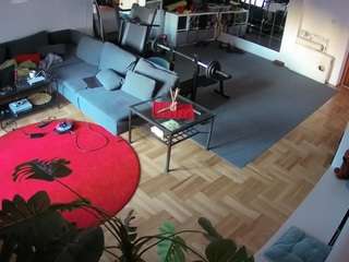 voyeurcam-julmodels-living-2