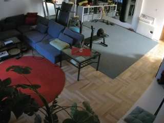 voyeurcam-julmodels-living-2 webcam