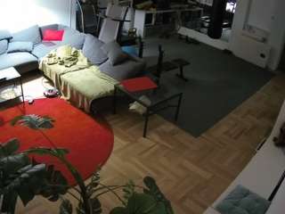 voyeurcam-julmodels-living-2 webcam