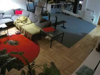 voyeurcam-julmodels-living-2 camsoda