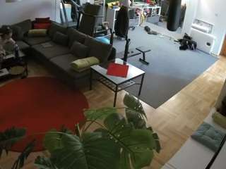 voyeurcam-julmodels-living-2 webcam