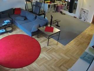 voyeurcam-julmodels-living-2