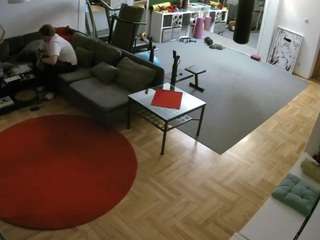 voyeurcam-julmodels-living-2