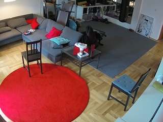 voyeurcam-julmodels-living-2 webcam