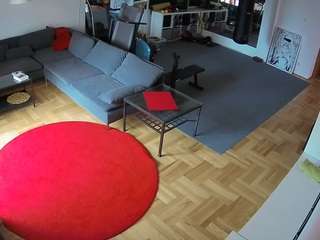 voyeurcam-julmodels-living-2 webcam