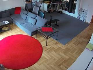 voyeurcam-julmodels-living-2